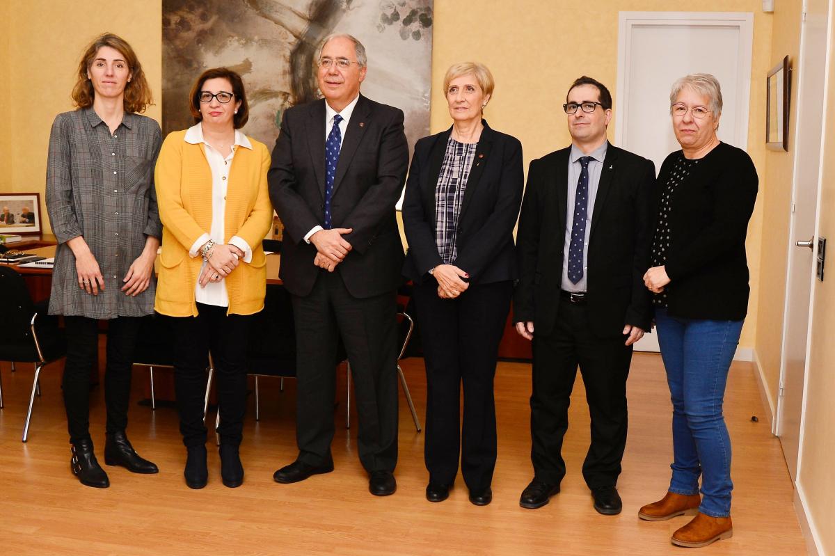 Foto de familia de la signatura del conveni a Lleida.