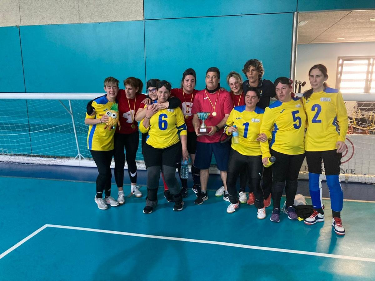 L’equip de Goalball de Catalunya format per Nuria Calvés, Iris Mata, Ana Morancho, Eva Núñez, Elvi Pérez i amb Laura Estellers d’entrenadora van assolir la segona posició al Campionat de Lliga,