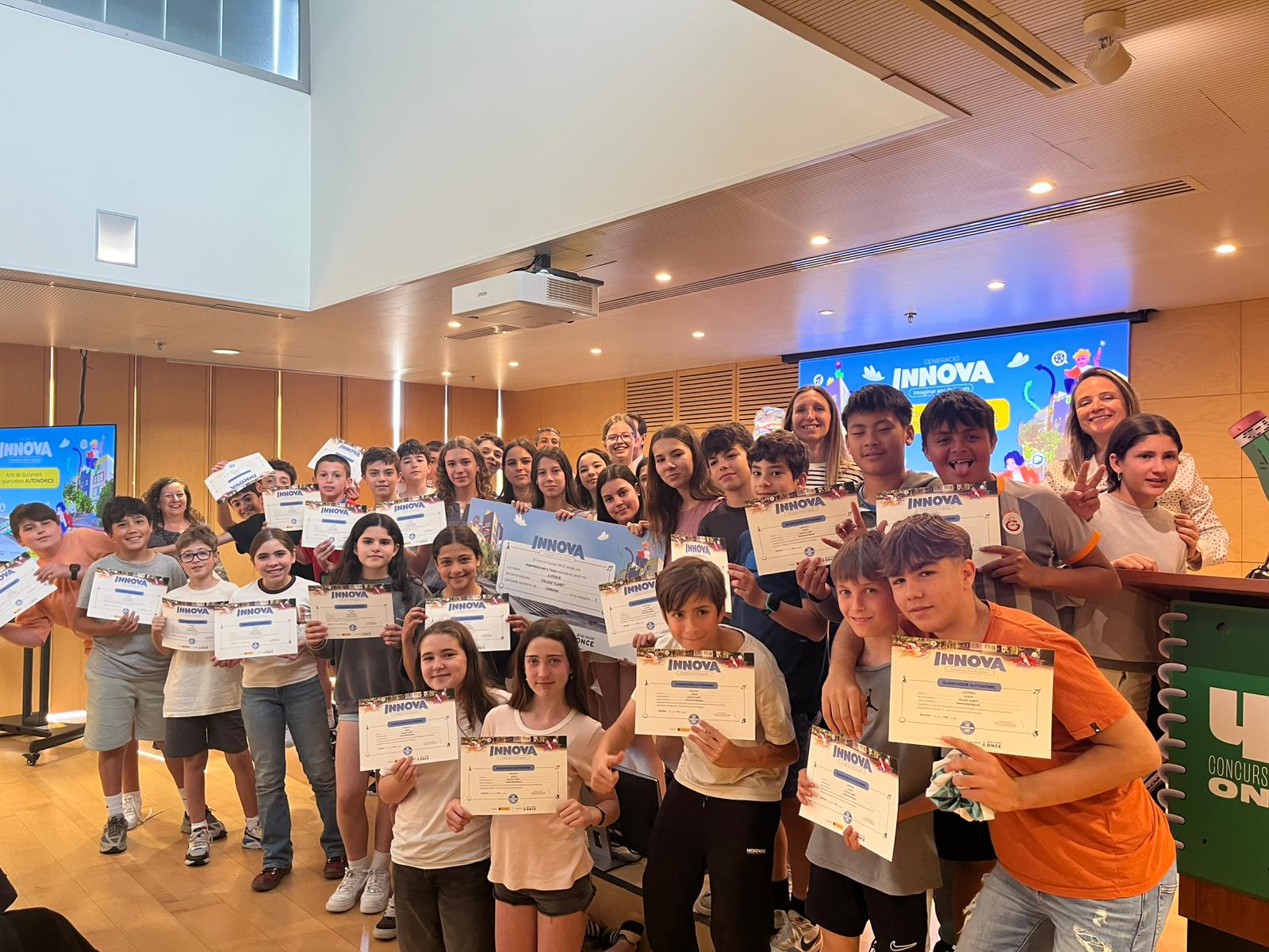 Alumnes del Col·legi Claret.