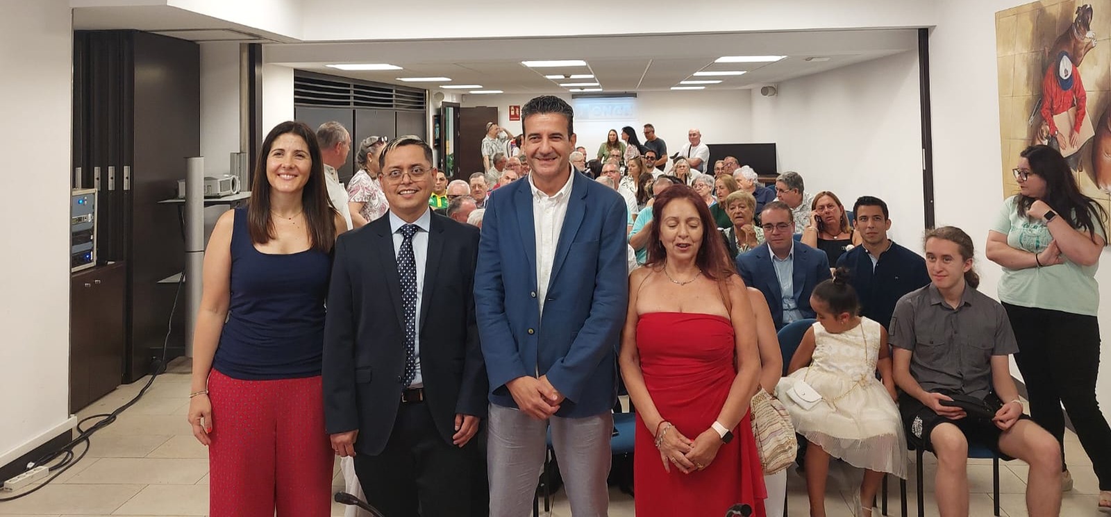 Joffre José Veintimilla es va presentar el 20 de juliol com a nou director de l’ONCE a Lleida en un acte, a la seu de l’ONCE a la ciutat, que va comptar amb la participació de&nbsp;Cristina Morón, tercera tinenta d’alcaldia de l’Ajuntament de Lleida i regidora de Seguretat, Mobilitat i Civisme; Àngel Ávila, sotsdelegat de l’ONCE a Catalunya, i Rafi Pérez, vicepresidenta del Consell Territorial de l'ONCE a Catalunya.