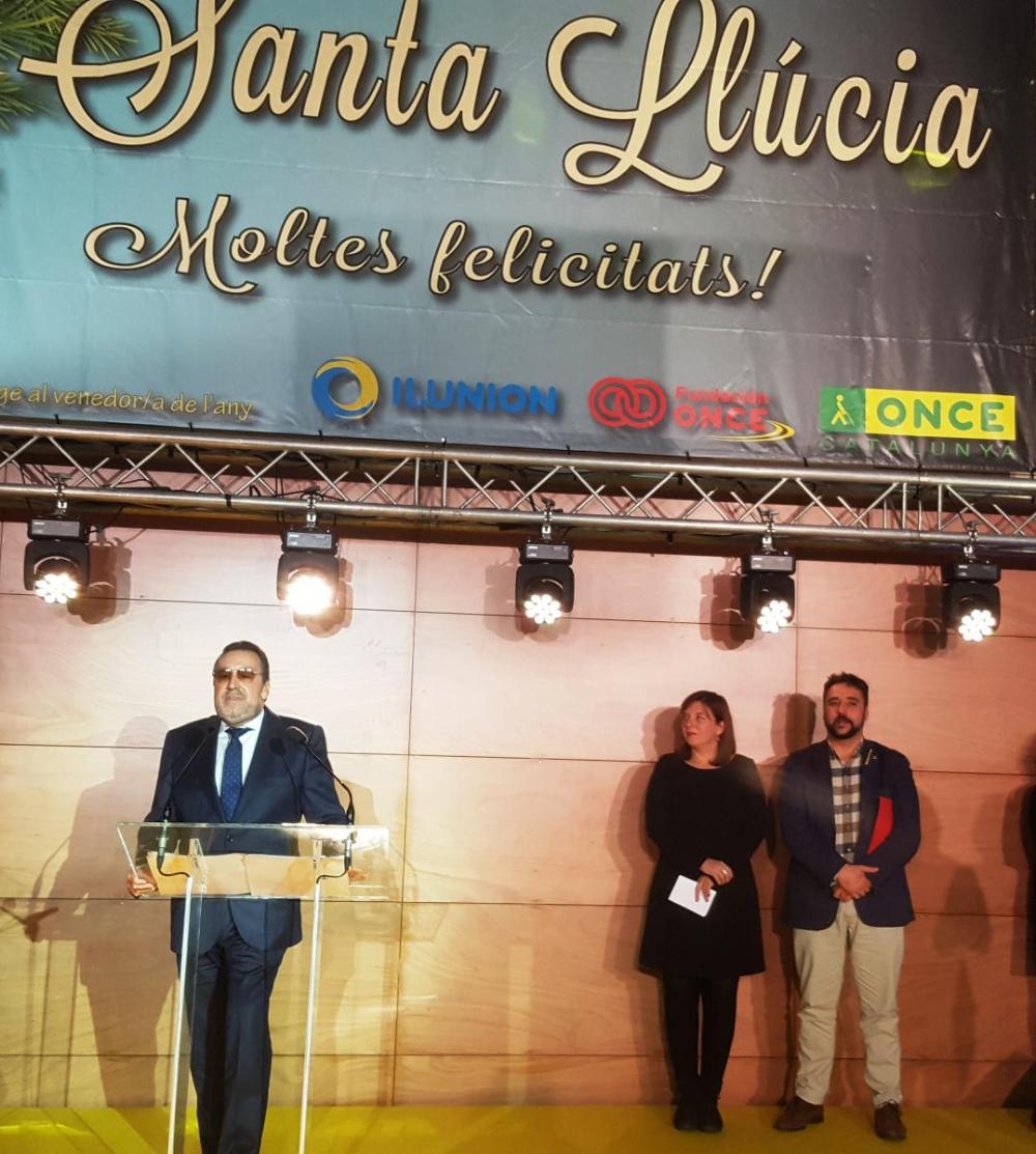 El dinar a Barcelona va estar presidit per Miguel Carballeda, president del Grup Social ONCE i  Laia Ortiz, segona tinenta d’alcaldia de l’Ajuntament de Barcelona. Va comptar amb la presència de Francesc Iglesies, secretari d’Afers Socials i Famílies de la Generalitat de Catalunya.