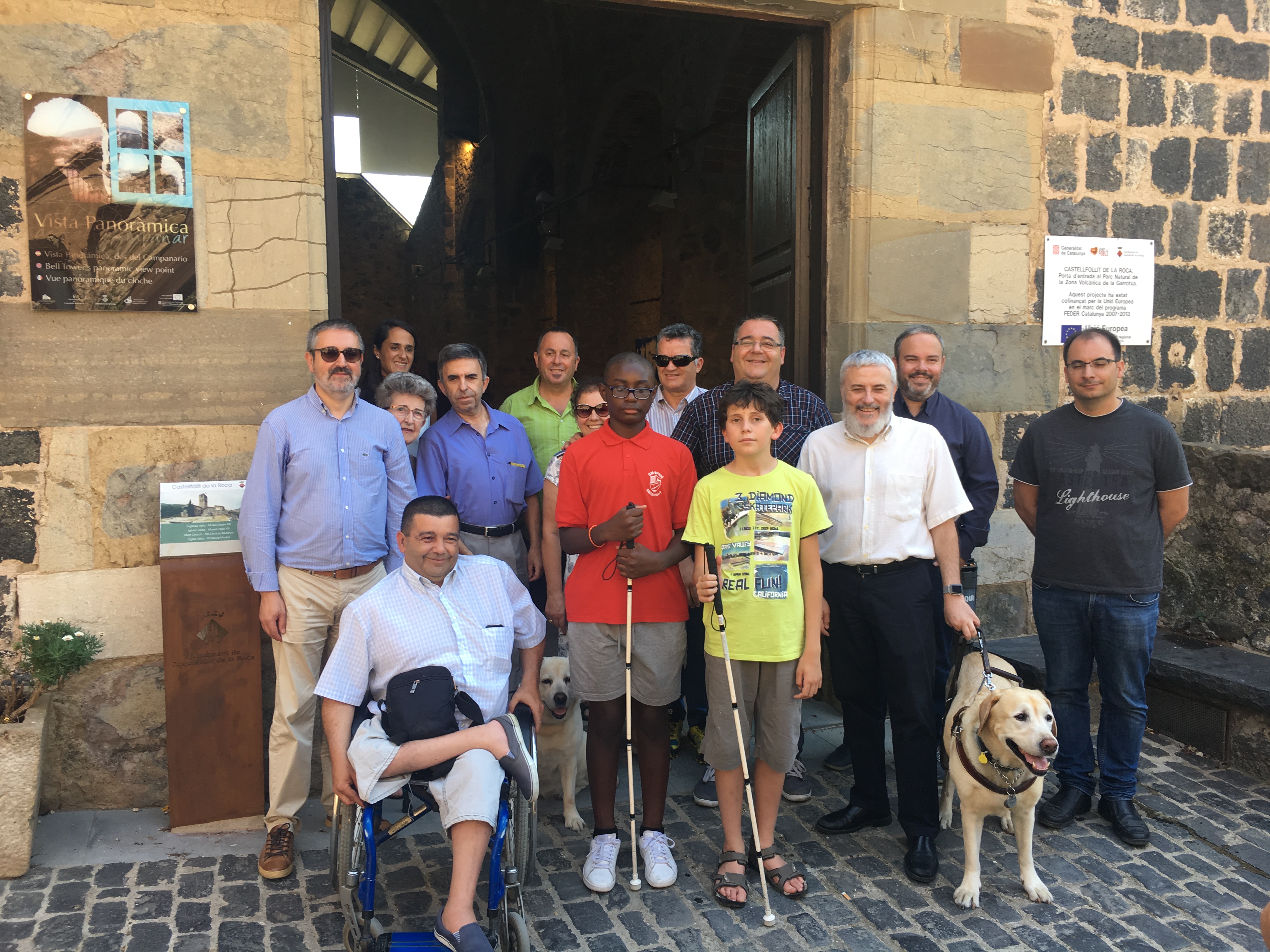 castellfollit_grup.jpg