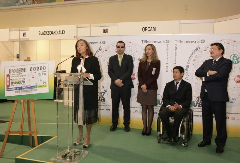 TifloInnova 2017 fue inaugurada por la secretaria de Estado de Investigación, Desarrollo e Innovación, Mª Carmen Vela Olmo; la vicepresidenta de la ONCE, Patricia Sanz Cameo; el director general de Políticas de Apoyo a la Discapacidad, Borja Fanjul Fernández-Pita; el director general de la ONCE, Ángel Sánchez Cánovas, y el director del CIDAT; Guillermo Hermida Simil, entre otros.