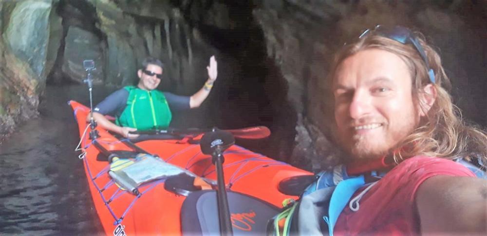 Isaac Padrós i el seu company d'aventura Rai Puig.