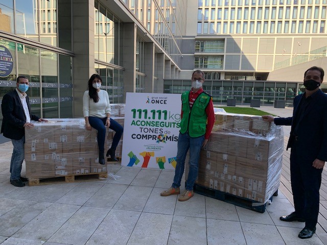lliurament_banc_aliments_barcelona.jpg