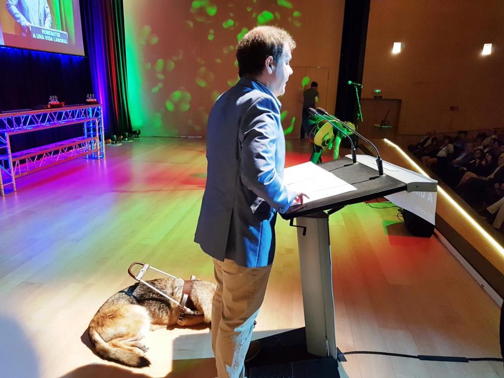 El presentador, Miquel González.