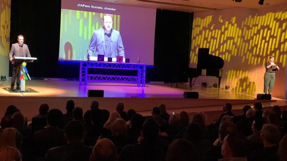 El delegat territorial d’ONCE Catalunya Enric Botí destacà el compromís de la institució amb la llengua catalana i la producció literària.