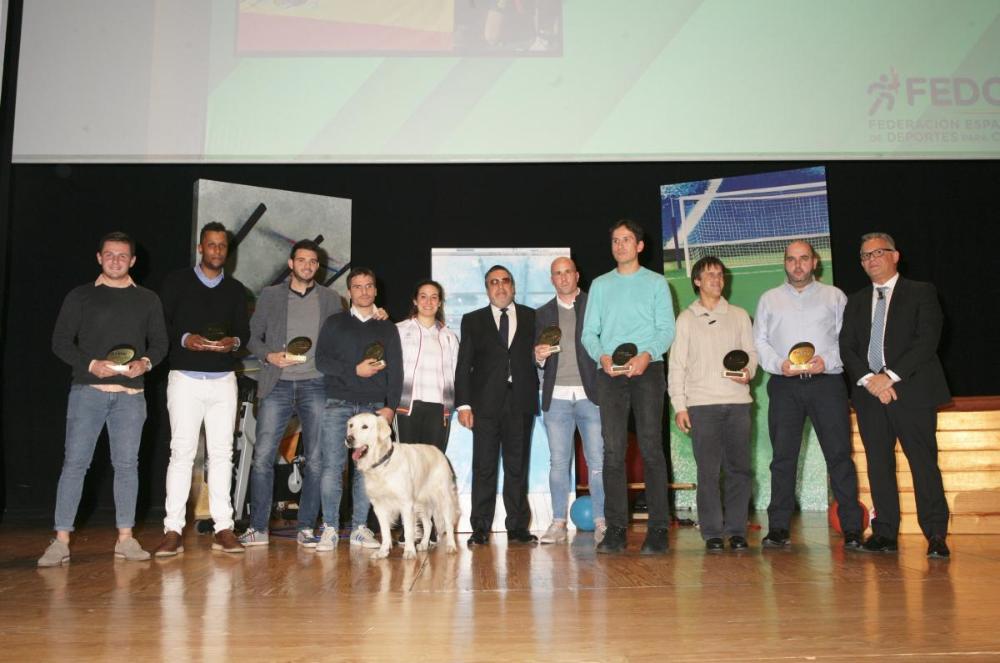 A la gala, a la selecció espanyola de futbol per a cecs, pel seu exemple de superació, esforç i treball en equip, signant un palmarès esportiu exemplar que enarbora els millors valors de l'esport practicat per les persones amb discapacitat visual. El combinat nacional es va proclamar campió d'Europa en el mes de setembre, per vuitena vegada en la seva història amb dos jugadors que juguen a Tarragona.