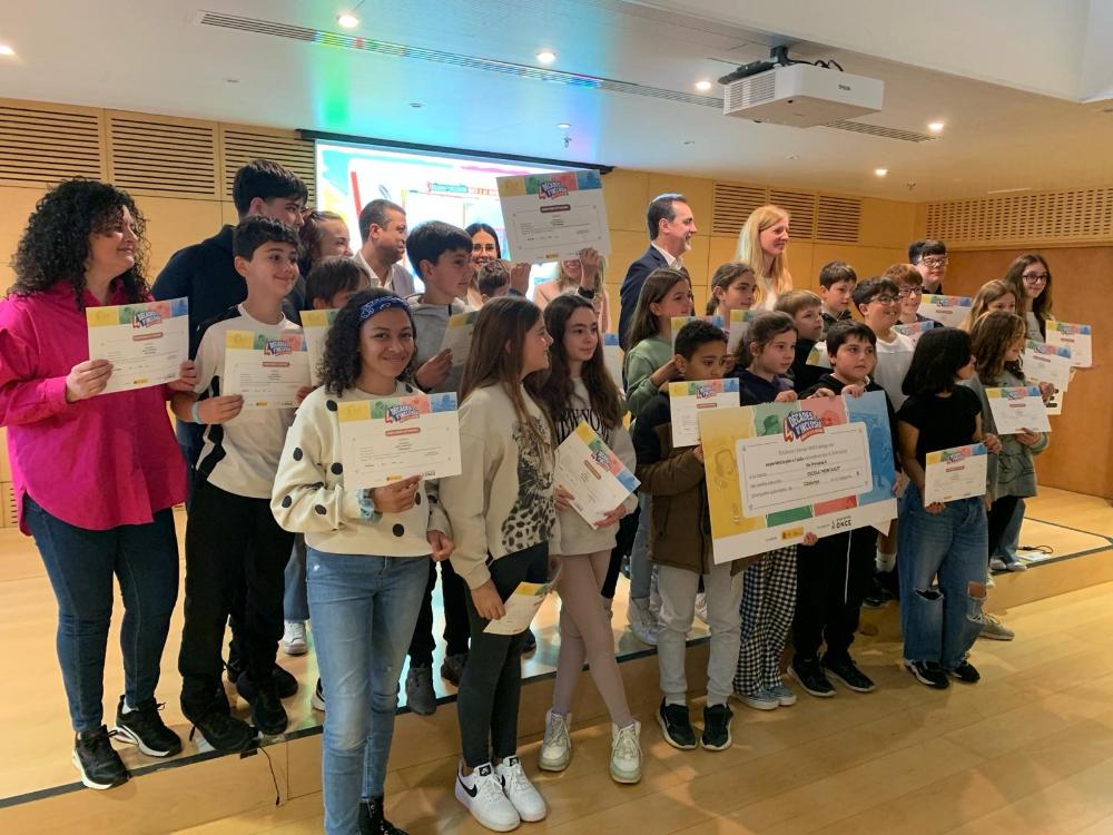 Lliurament a Escola Montagut