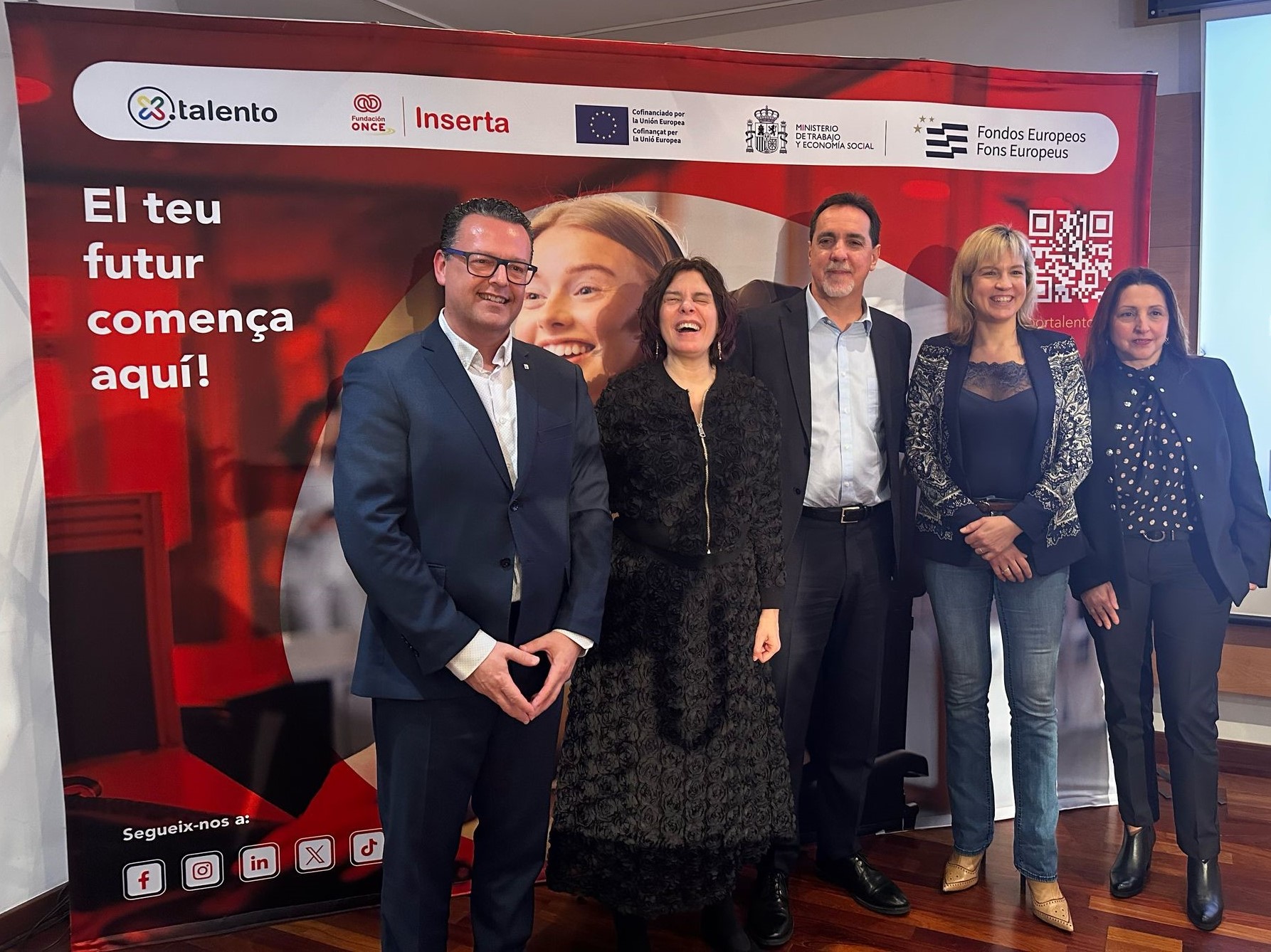 vencions de la secretària general de la Fundació ONCE i vicepresidenta executiva d'Inserta Empleo, Virginia Carcedo; la directora d'Inserta Empleo a Catalunya Dolores García; el director general d'Autonomia Personal i la Discapacitat de la Generalitat de Catalunya, Antoni Galiano i Barajas i la consellera i tinent d’alcalde de Comerç, Turisme i Promoció Econòmica de l’Ajuntament de Tarragona, Montse Adan.